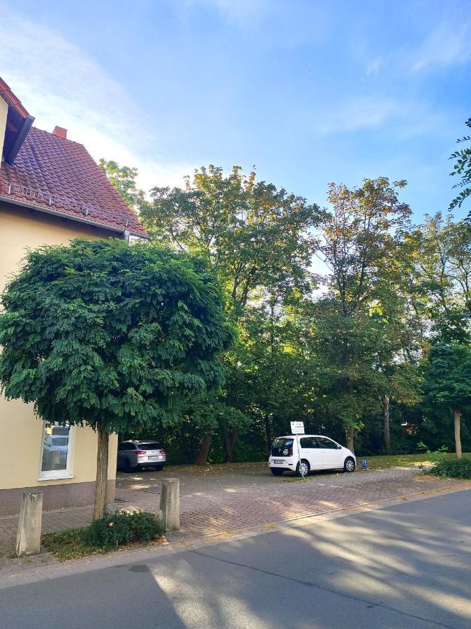 Bohnapartments Bechstein - Sehr Ruhig - 3 Schlafzimmer - Balkon - Gratis Stellplaetze- Wlan - Vollausstattung Neudietendorf Exterior foto